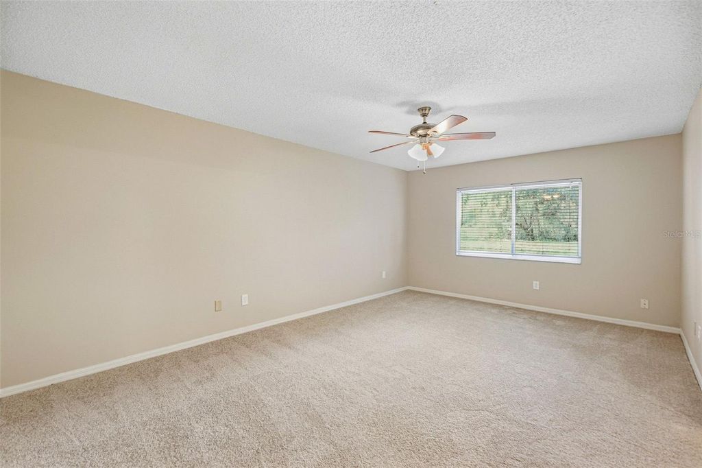 Image 27 of property listing at 16102 WARDEN PLACE, Tampa, FL 33647