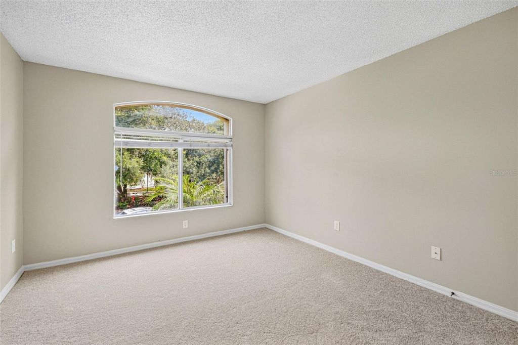 Image 36 of property listing at 16102 WARDEN PLACE, Tampa, FL 33647