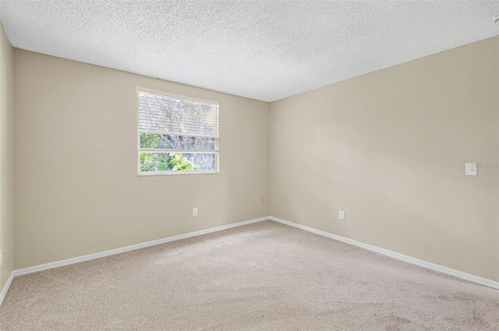 Image 42 of property listing at 16102 WARDEN PLACE, Tampa, FL 33647
