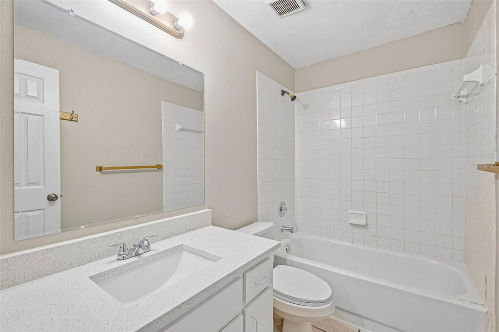 Image 53 of property listing at 16102 WARDEN PLACE, Tampa, FL 33647