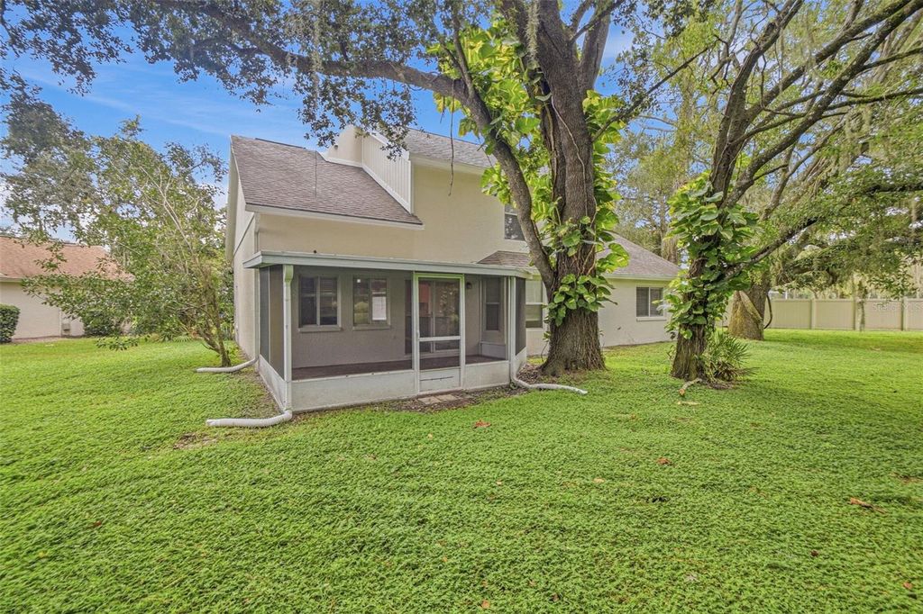 Image 57 of property listing at 16102 WARDEN PLACE, Tampa, FL 33647