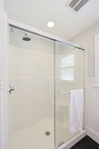 27 Lincoln St, Andover, MA 01810