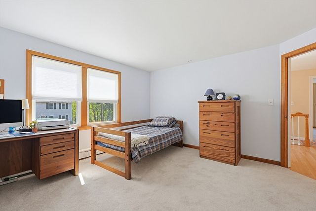 27 Lincoln St, Andover, MA 01810