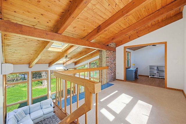 27 Lincoln St, Andover, MA 01810