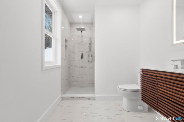 244 Cow Hill Road, Clinton, CT 06413