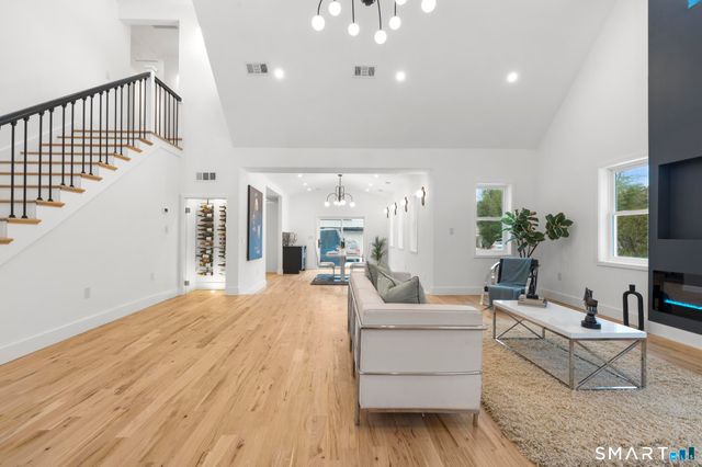 244 Cow Hill Road, Clinton, CT 06413