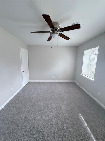 7705 Parker Road, Houston, TX 77016