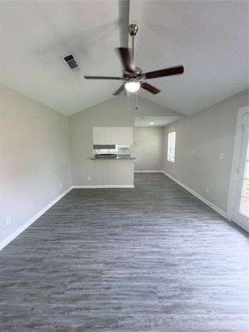 7705 Parker Road, Houston, TX 77016