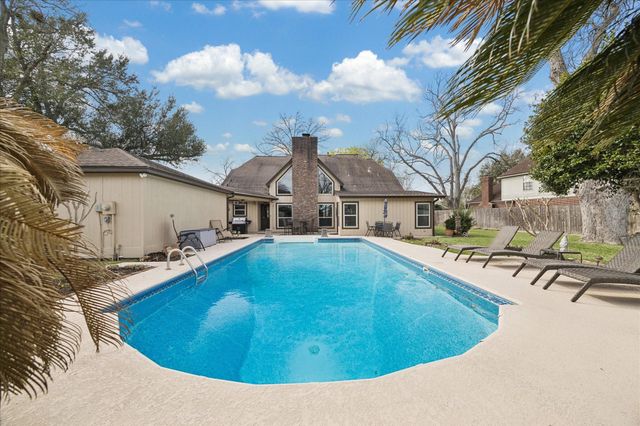 1207 Deerfield Road, Richmond, TX 77406