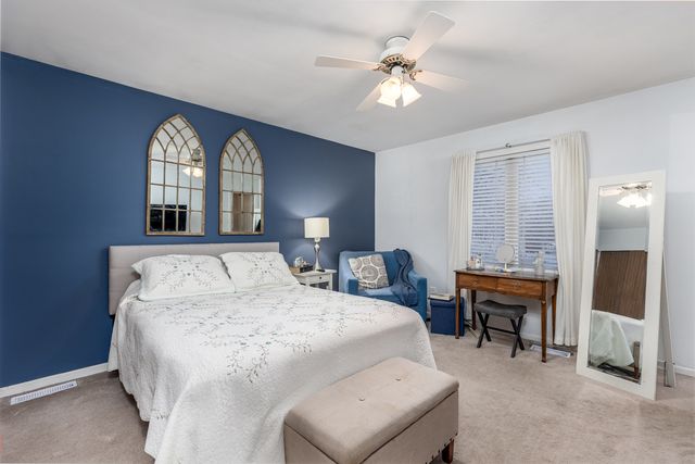 821 Thornberry Street, Ottawa, IL 61350