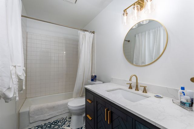 821 Thornberry Street, Ottawa, IL 61350