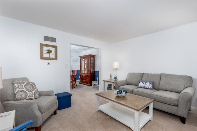 821 Thornberry Street, Ottawa, IL 61350