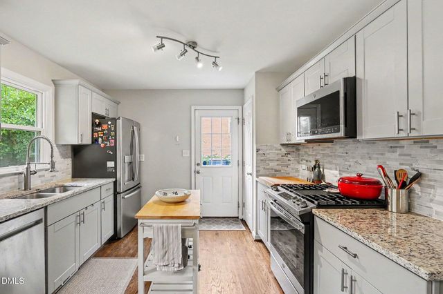 2609 Glascock Street, Raleigh, NC 27610