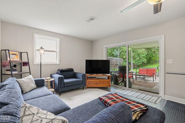 2609 Glascock Street, Raleigh, NC 27610