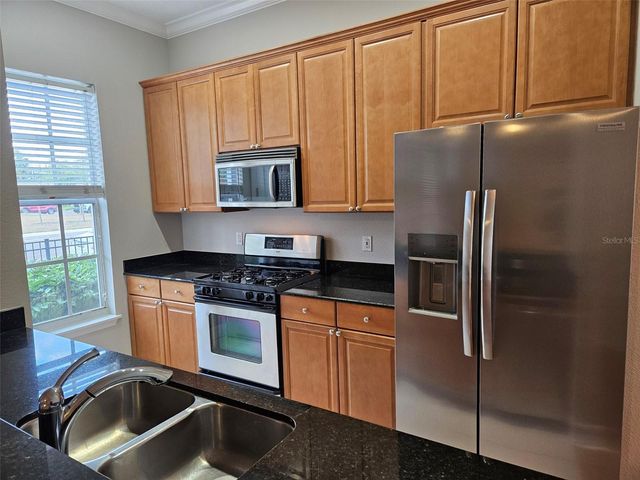 1005 EDISON PARK COURT, Tampa, FL 33606