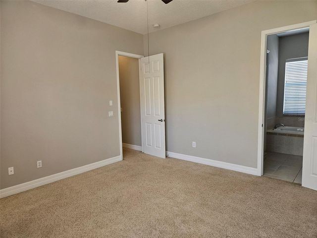 1005 EDISON PARK COURT, Tampa, FL 33606