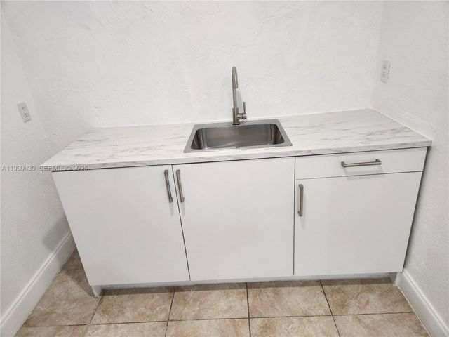 22020 SW 100th Pl 1, Cutler Bay, FL 33190