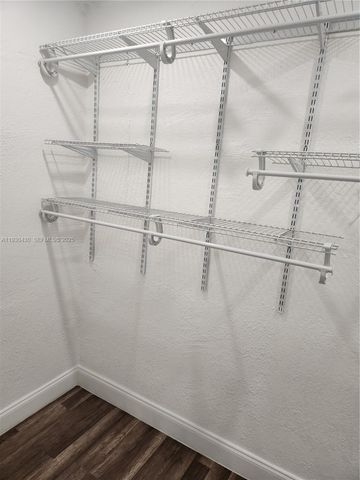 22020 SW 100th Pl 1, Cutler Bay, FL 33190