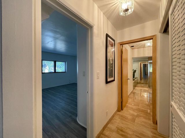 2725 NE 27th Court, Fort Lauderdale, FL 33306