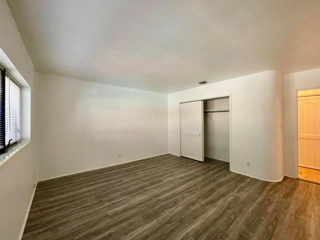 2725 NE 27th Court, Fort Lauderdale, FL 33306