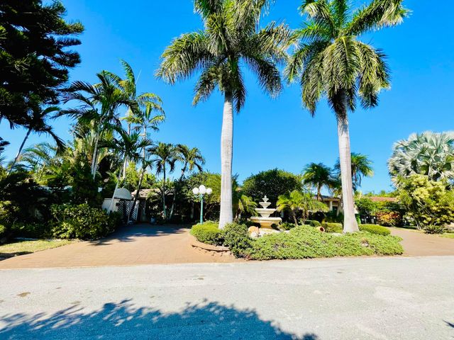 2725 NE 27th Court, Fort Lauderdale, FL 33306