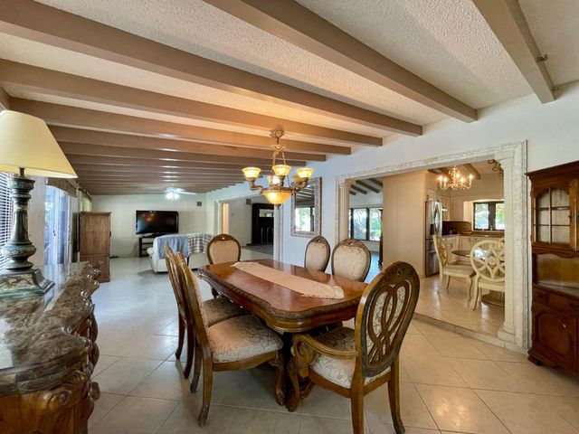 2725 NE 27th Court, Fort Lauderdale, FL 33306