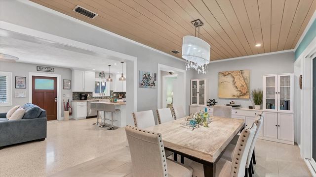 154 CRESCENT DRIVE, Anna Maria, FL 34216