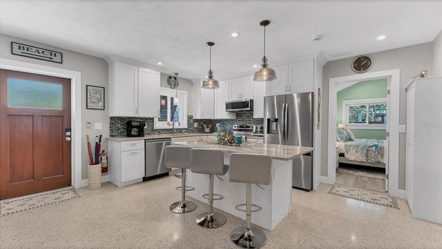 154 CRESCENT DRIVE, Anna Maria, FL 34216