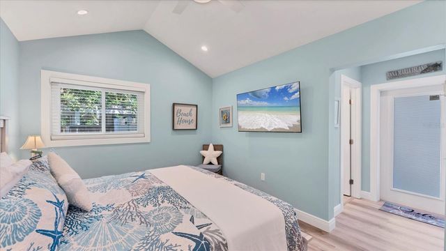 154 CRESCENT DRIVE, Anna Maria, FL 34216