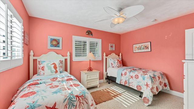 154 CRESCENT DRIVE, Anna Maria, FL 34216