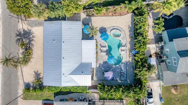 154 CRESCENT DRIVE, Anna Maria, FL 34216