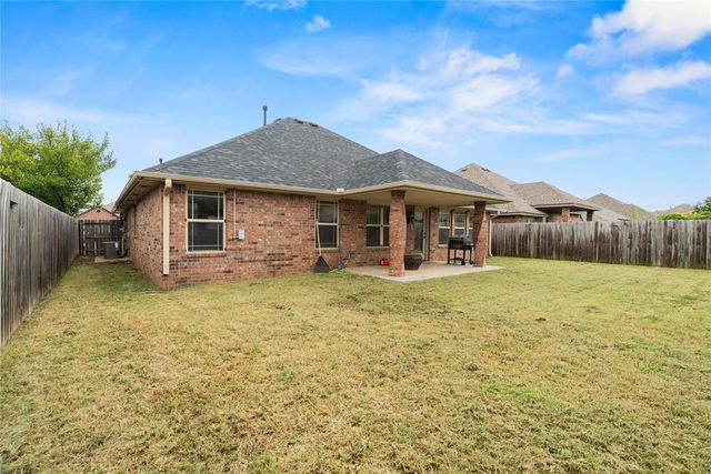 4909 Stag Horn Drive, Yukon, OK 73099