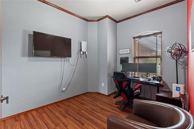 4909 Stag Horn Drive, Yukon, OK 73099