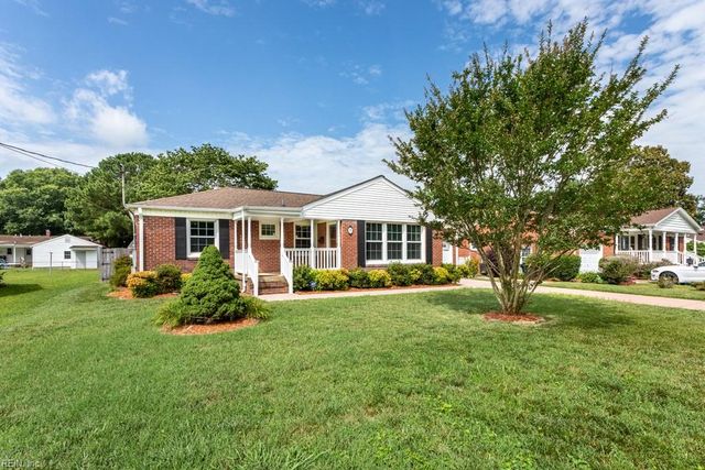 33 Saint Albans DR, Hampton, VA 23669