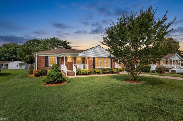 33 Saint Albans DR, Hampton, VA 23669