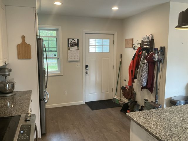 406 Michael Sears, Belchertown, MA 01007