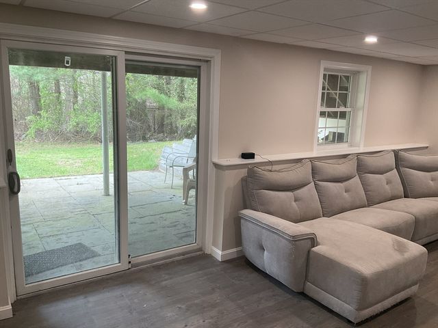 406 Michael Sears, Belchertown, MA 01007