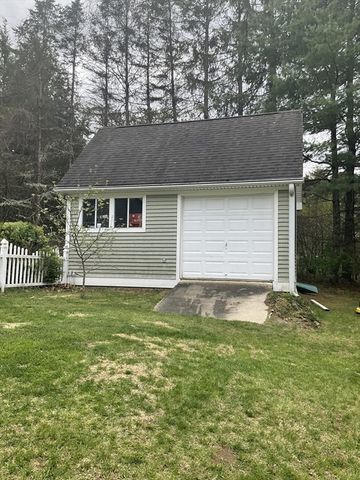 406 Michael Sears, Belchertown, MA 01007