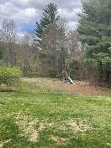 406 Michael Sears, Belchertown, MA 01007