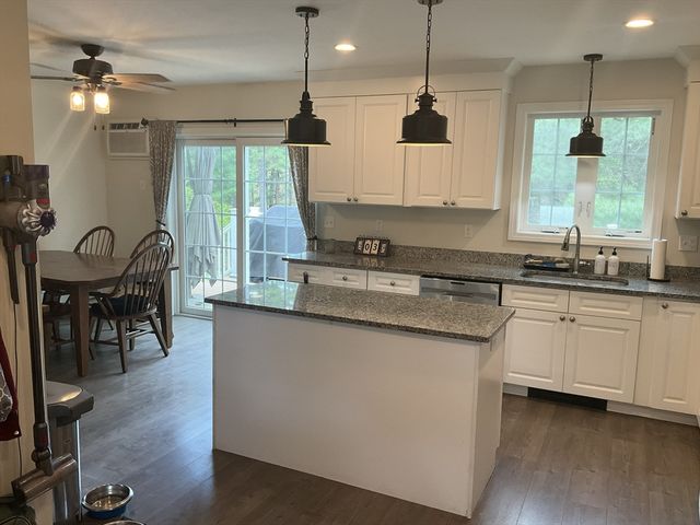 406 Michael Sears, Belchertown, MA 01007