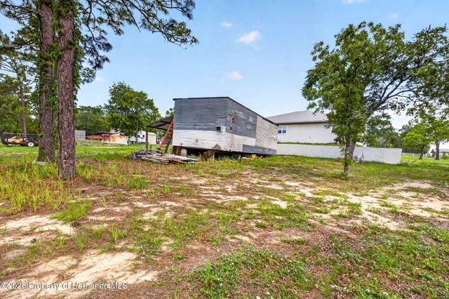 13348 Ester Drive, Brooksville, FL 34613