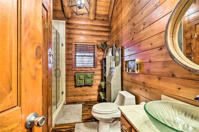 1627 Mundell Road, Eureka Springs, AR 72631