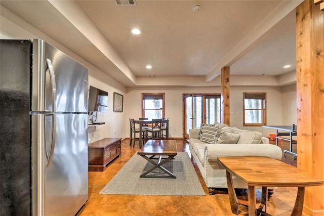 1627 Mundell Road, Eureka Springs, AR 72631