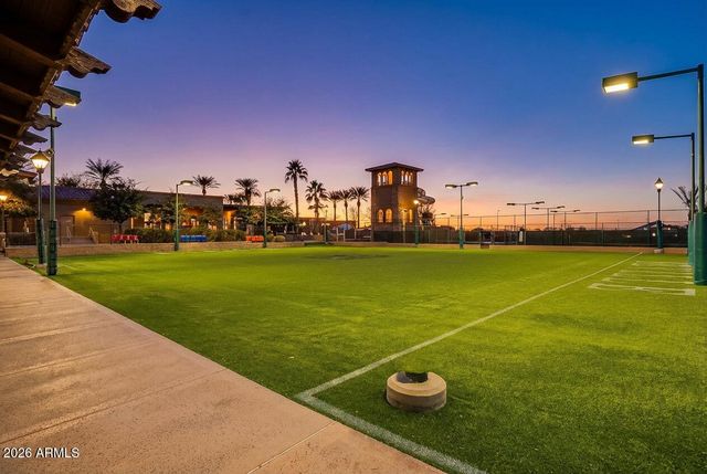 24513 S 182Nd Place, Gilbert, AZ 85298