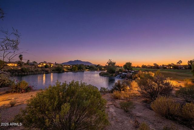 24513 S 182Nd Place, Gilbert, AZ 85298