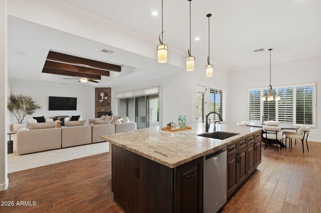 24513 S 182Nd Place, Gilbert, AZ 85298