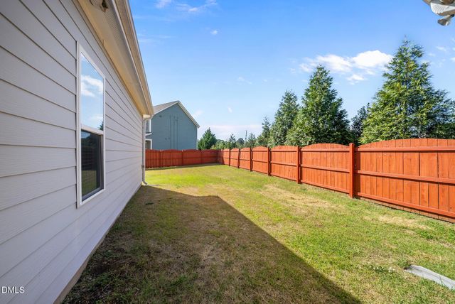 2133 Mills Crest Street, Fuquay Varina, NC 27526