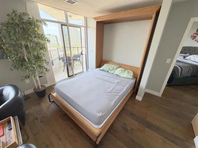 700 W Harbor Drive 1606, San Diego, CA 92101