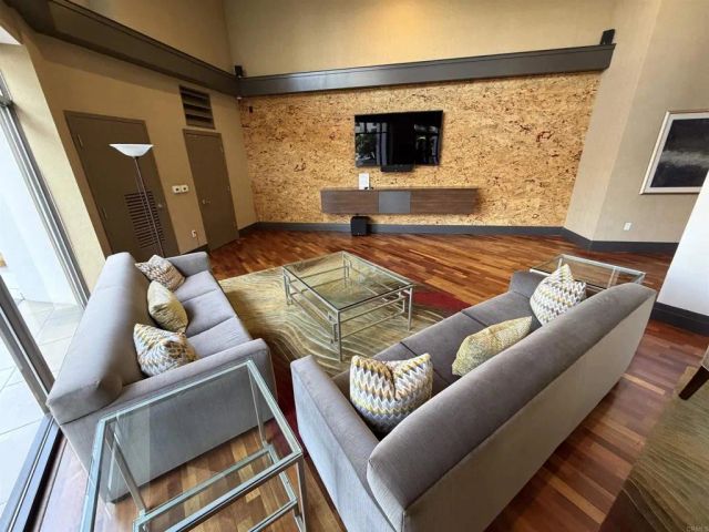 700 W Harbor Drive 1606, San Diego, CA 92101