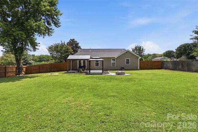 2915 Dairy Farm Drive, Monroe, NC 28110